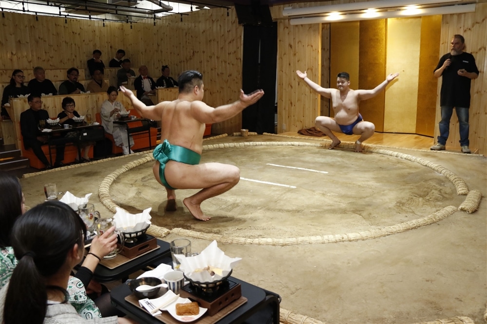 Sumo demonstration and chanko hotpot meal